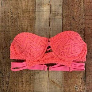 Tinibikini Swimwear women's size XS crocheted bikini top pink